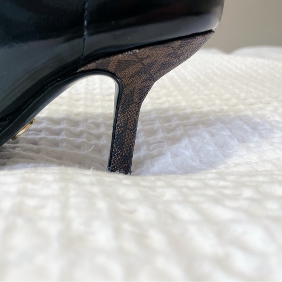 SOLD - Picture 2 of 11